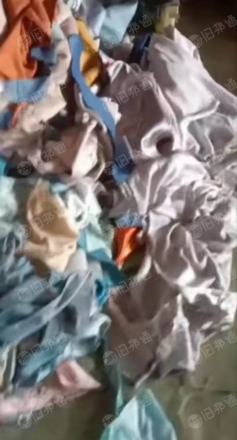 山东出售一批20吨的氨纶废布头,看的上联系!