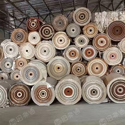 长期出售家具木纹纸,卷筒料、打包料,月供600吨,山东临沂、四川成都两库有货。