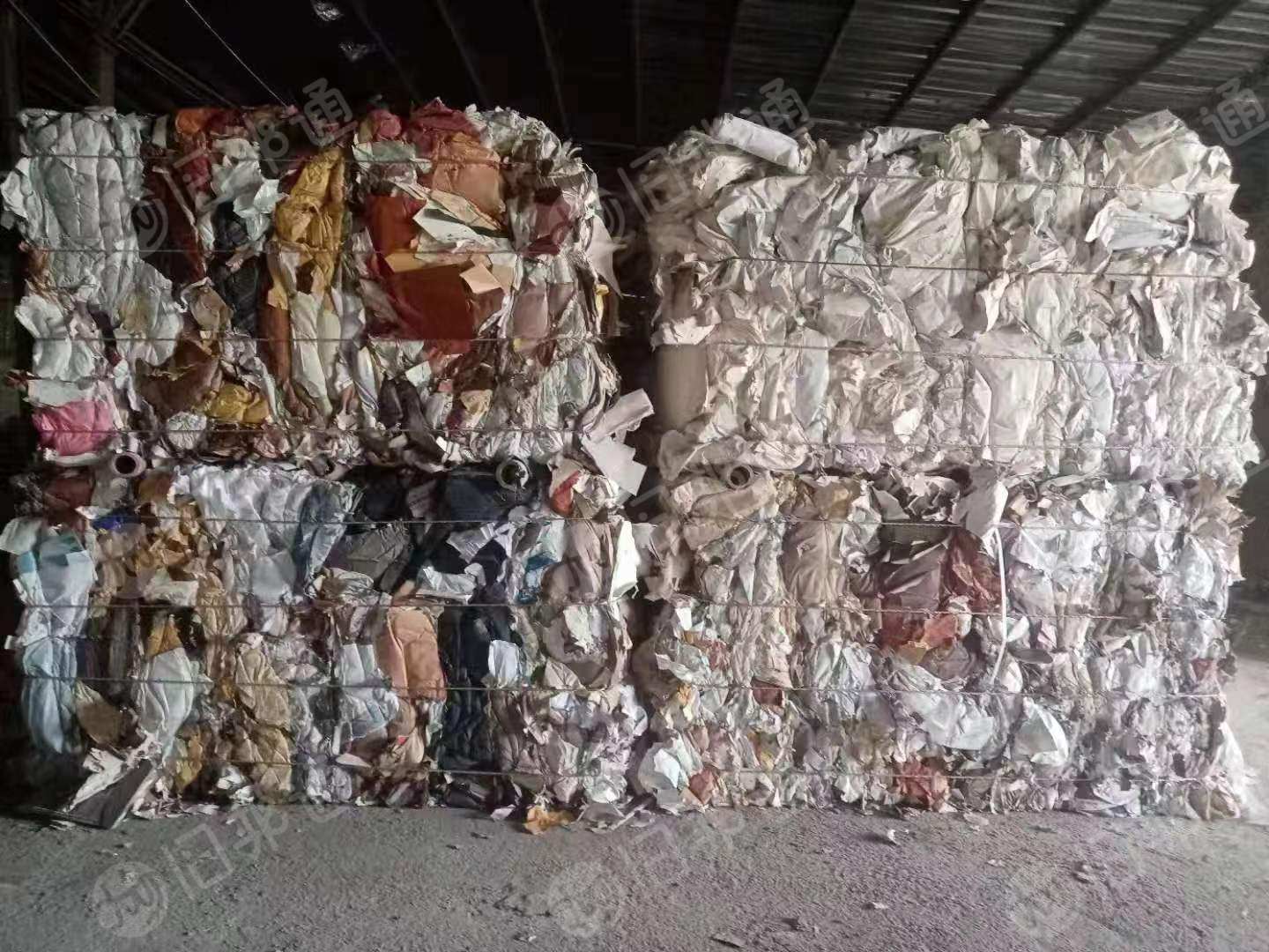 长期出售家具木纹纸,卷筒料、打包料,月供600吨,山东临沂、四川成都两库有货。