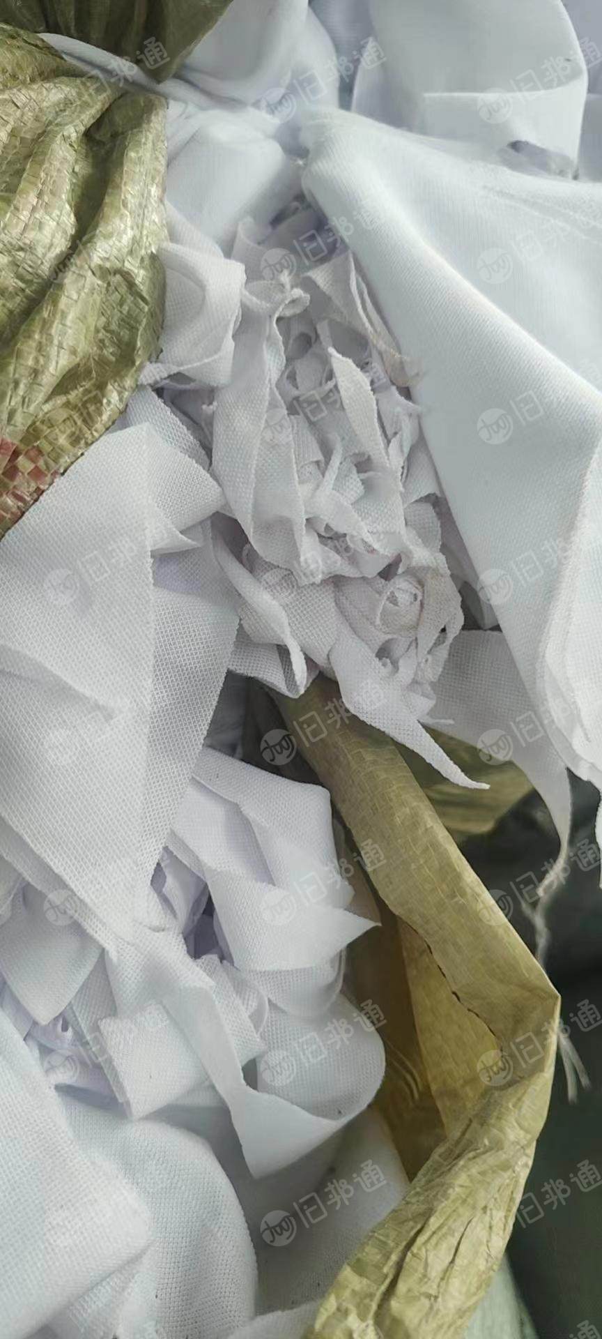 河南出售漂白针织纯涤开花料一车,货特别干净!