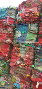 常年出售红蓝丙压块