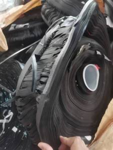 出售PC载带，黑色带胶水的，成卷量大