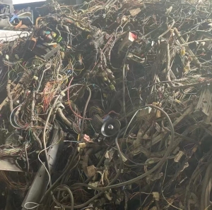 出售汽车铜线，报废汽车拆解下来的电线，现货20吨