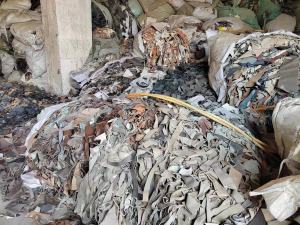 出售真皮碎皮料，大量现货