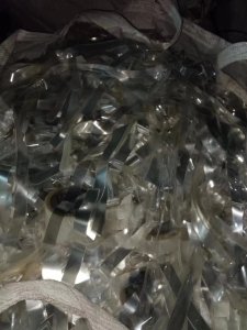 出售PET膜下脚料,干净的,透明白和蓝色都有
