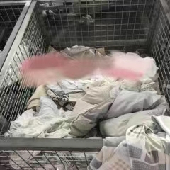 供应旧衣服大白、二白、黑料、擦机布等开花料