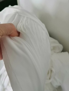 广东出售无尘布亚超细纤维边角料，宽有5厘米到7厘米！