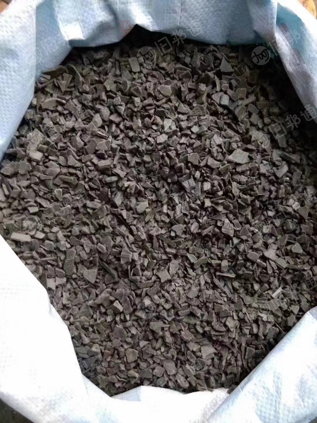 常年出售黑白蓝水果筐破碎料