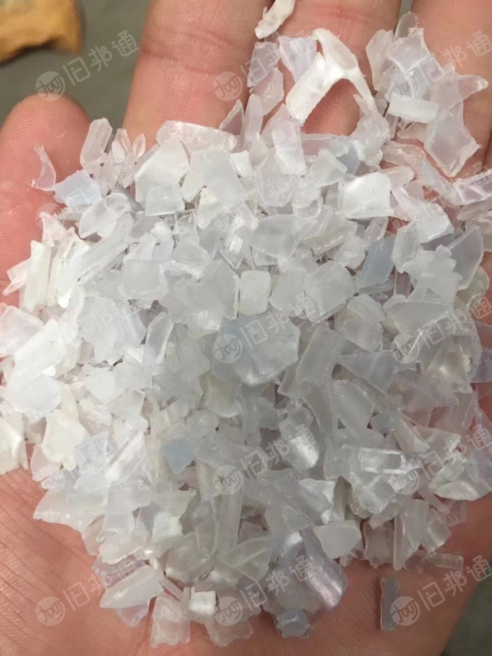 长期出售各色水果筐破碎料,黑色,瓷白,透明,宝蓝,红色等