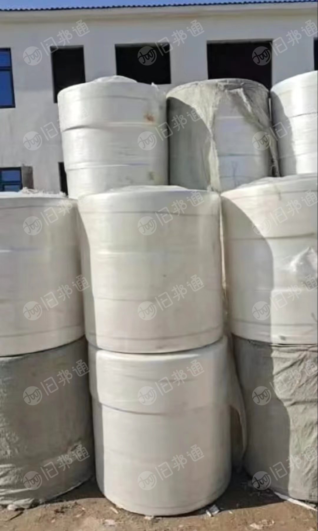 长期专业出口二手衣服,二手皮包和鞋子到非洲等地区!
