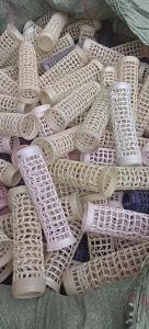 出售白色纱线管，染厂染毛染好的