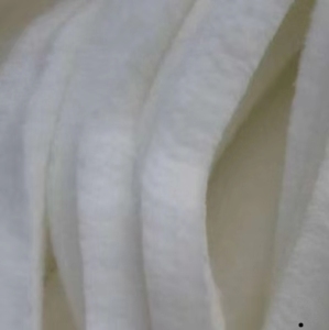 长期出售针刺棉边料，现货20吨左右