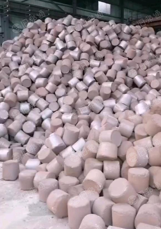 长期供应热压铁块,大量现货
