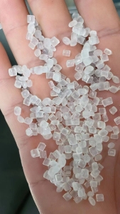 长期出售透明丙颗粒，吊瓶颗粒