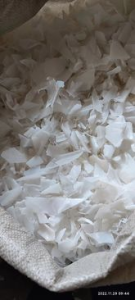 常年出售大白乙破碎料，白桶破碎料，花乙破碎料，蓝桶破碎料