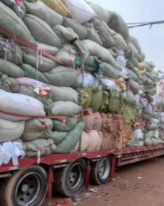 出售浅色氨纶废料