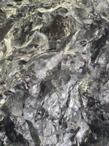 求购各种铝塑膜，含铝量高点的，或者单复合的，做铝塑分离用！