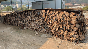 出售钢管、扣件、50#顶托、16/18工字钢，上千吨货