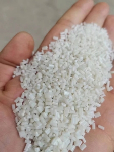 出售PP无纺布颗粒，熔喷布颗粒，价格不高，韧性可以