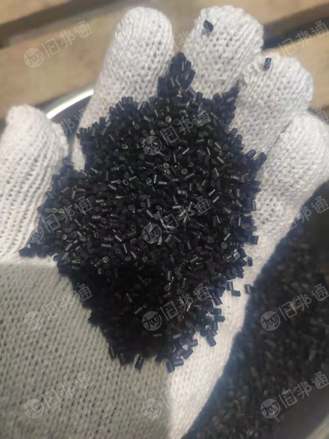 出售POM二级料,9000元/吨,黑色半高光