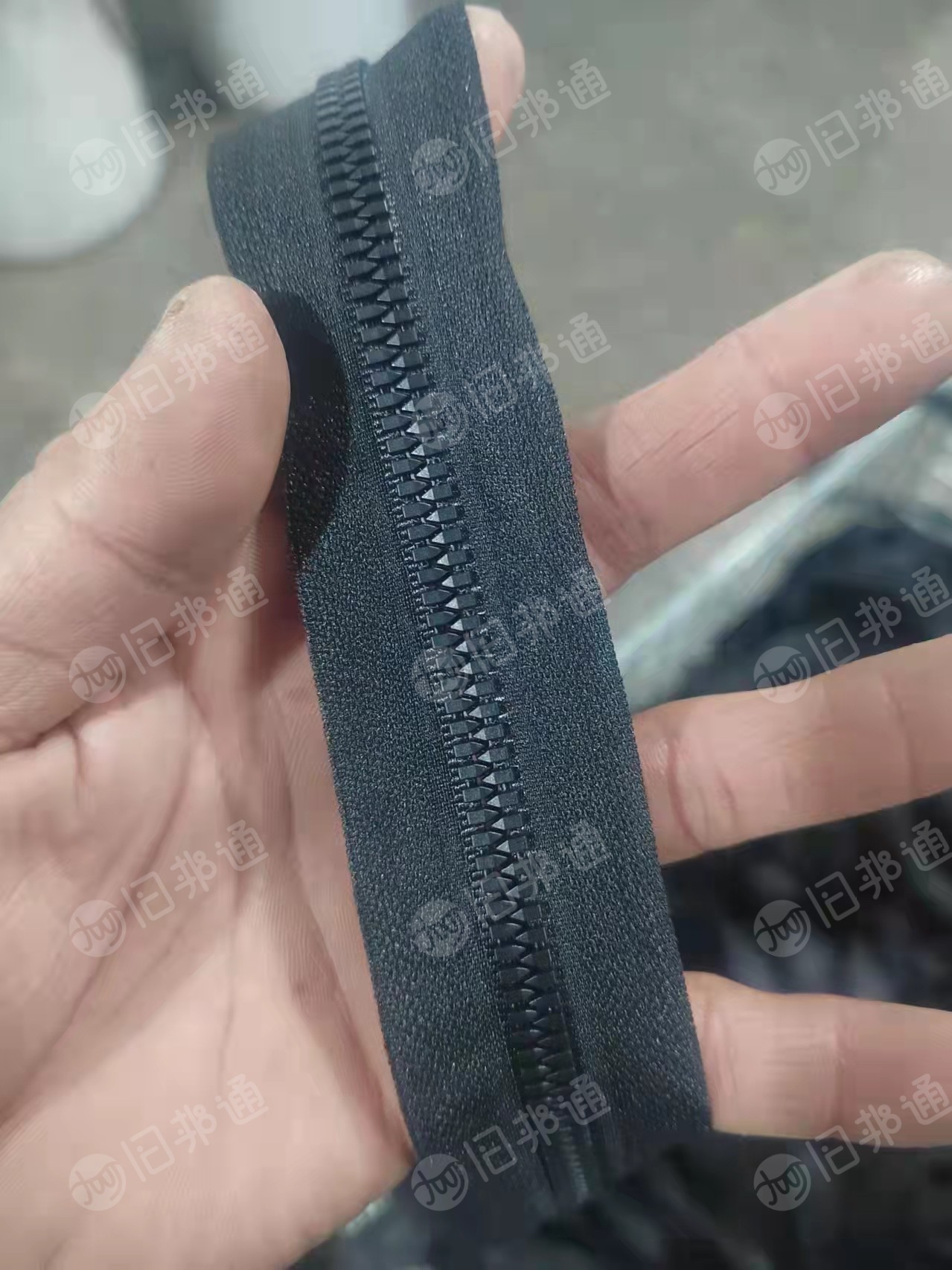 出售POM二级料,9000元/吨,黑色半高光