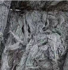 长期大量收购白色和黑色PET涤纶无纺布,纱厂下来的磨毛,废纱线,黑涤纶丝