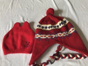 本厂可供应分拣好的废旧羊绒衫，羊毛衫，腈纶毛衣，分色毛衣等