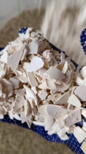 长期出售PVC大小管破碎料，一级管料，现货60吨