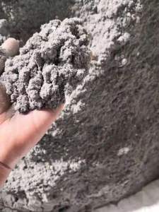 长期出售过筛抛光铝粉，铝沫，脱氧用金属铝粉，铝含量百分50-80。