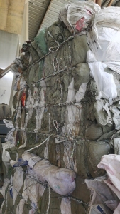 出售水洗编织袋废料，现货一车