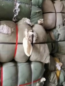 广东供应大量白色氨纶碎布，需要的联系！