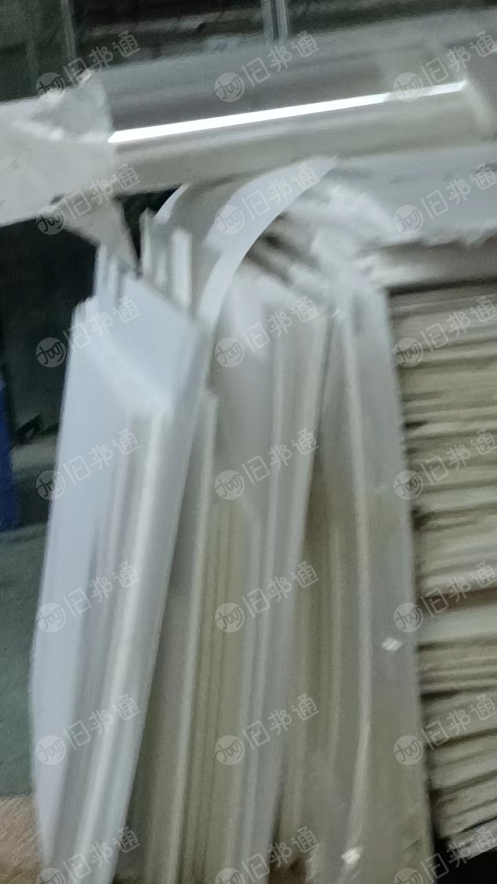 出售清一色纯白PC片材,现货10吨
