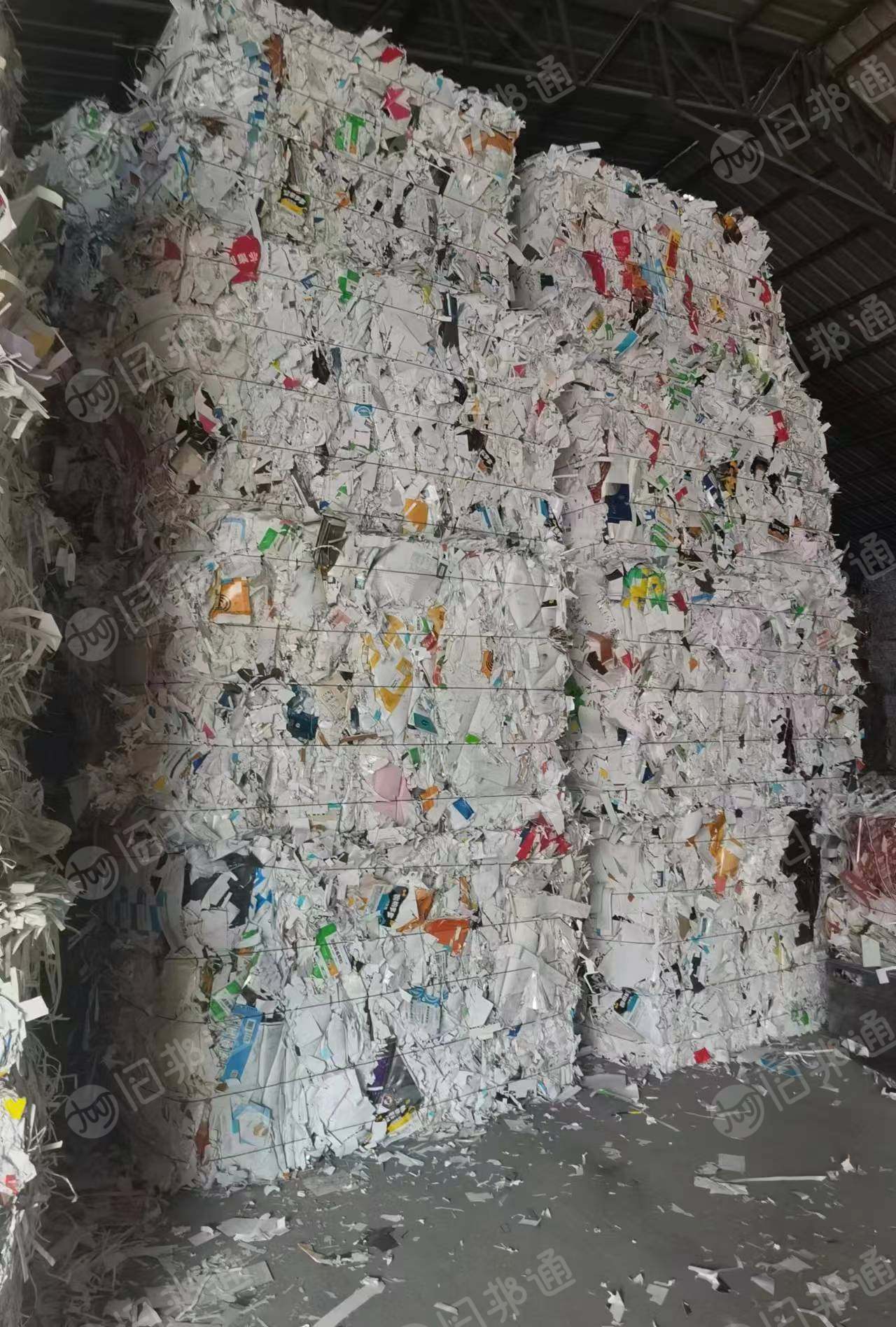 出售无膜药卡、烟卡边料,打包压块好的,一个月四五百吨货,货在山东临沂