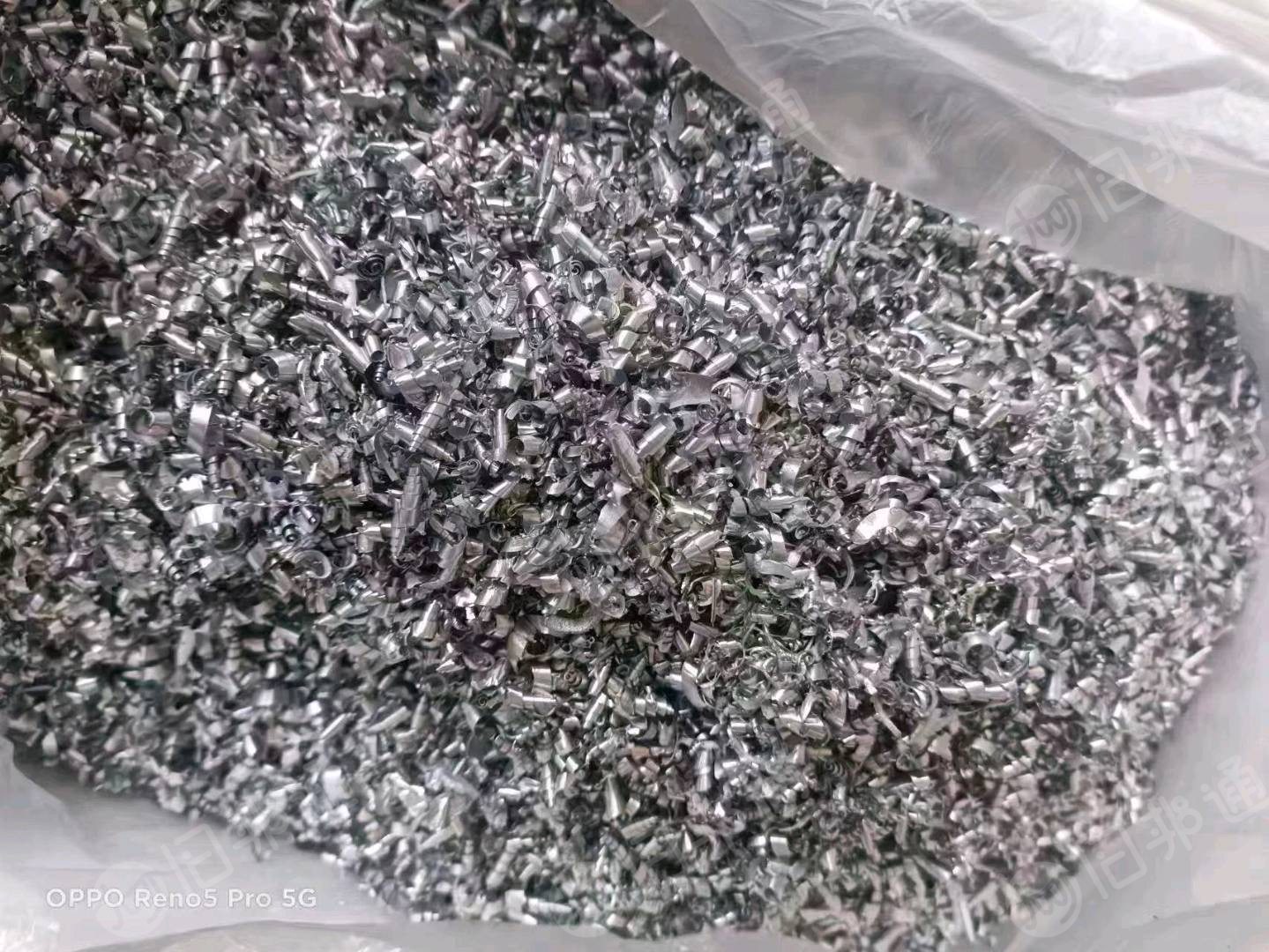 出售废铝销,做飞机的下脚料,没有杂质,月供200吨