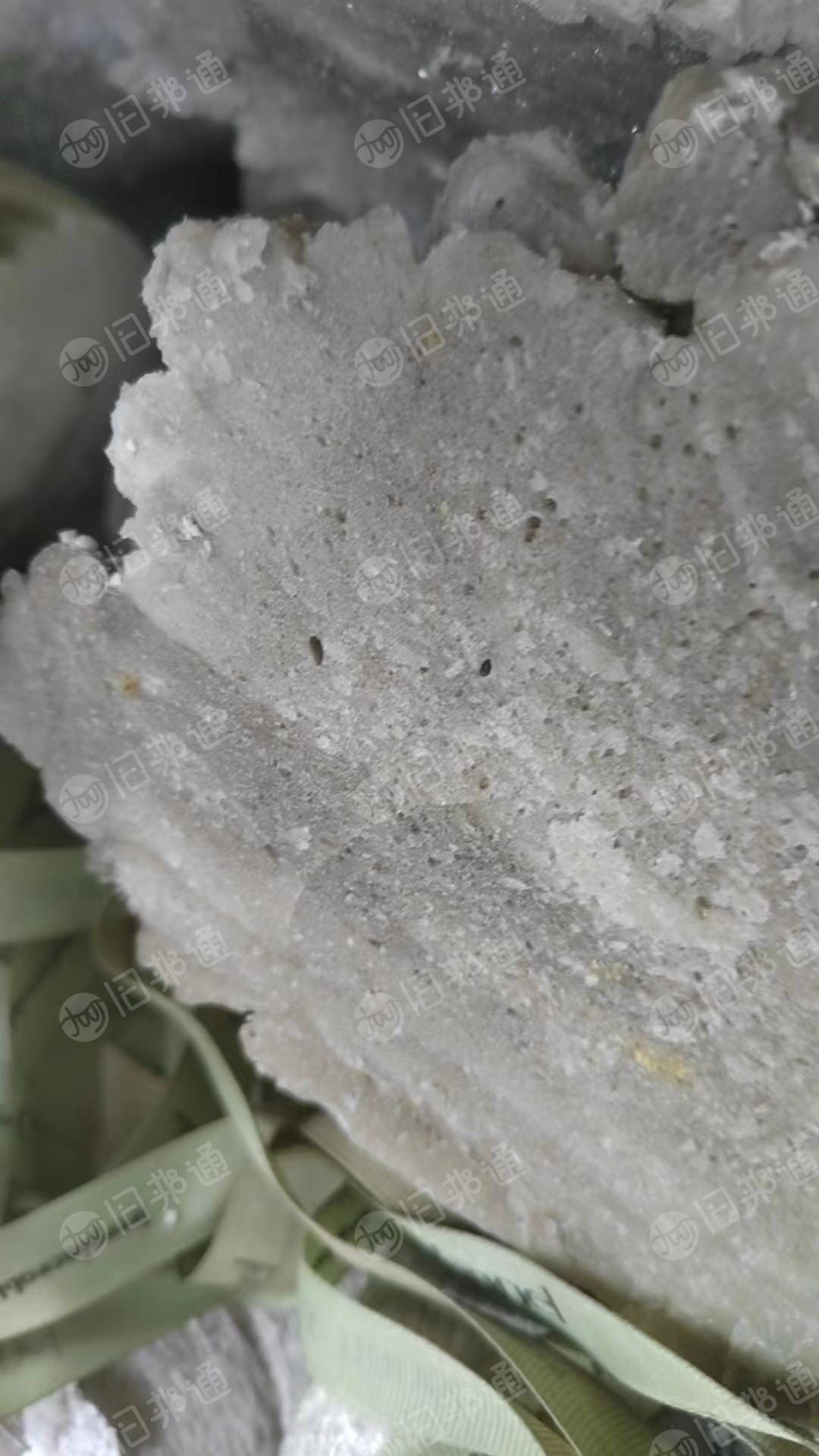 出售热熔块厂货,现货17吨