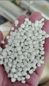 长期大量出售PVC硬质壁纸颗粒