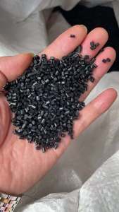 长期出售尼龙颗粒，含10%pu，适合改性添加，降低成本