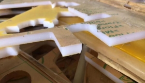 长期高价收购亚克力、有机玻璃、边角料、粉末、水口料、各种亚克力废料。