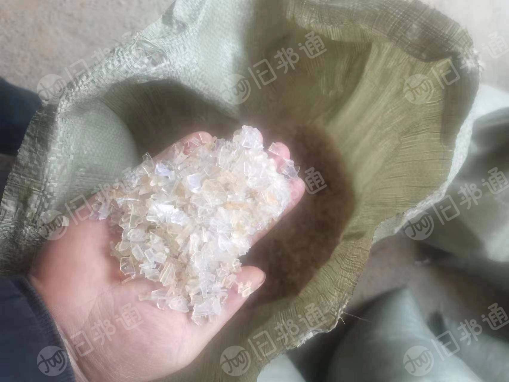 出售PVC门帘破碎料,软质PVC墙纸破碎料