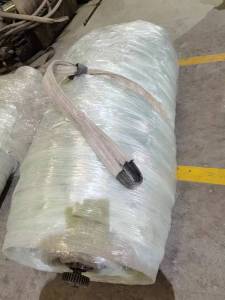 出售纯PET膜，没有胶，很干净，现货20-30吨