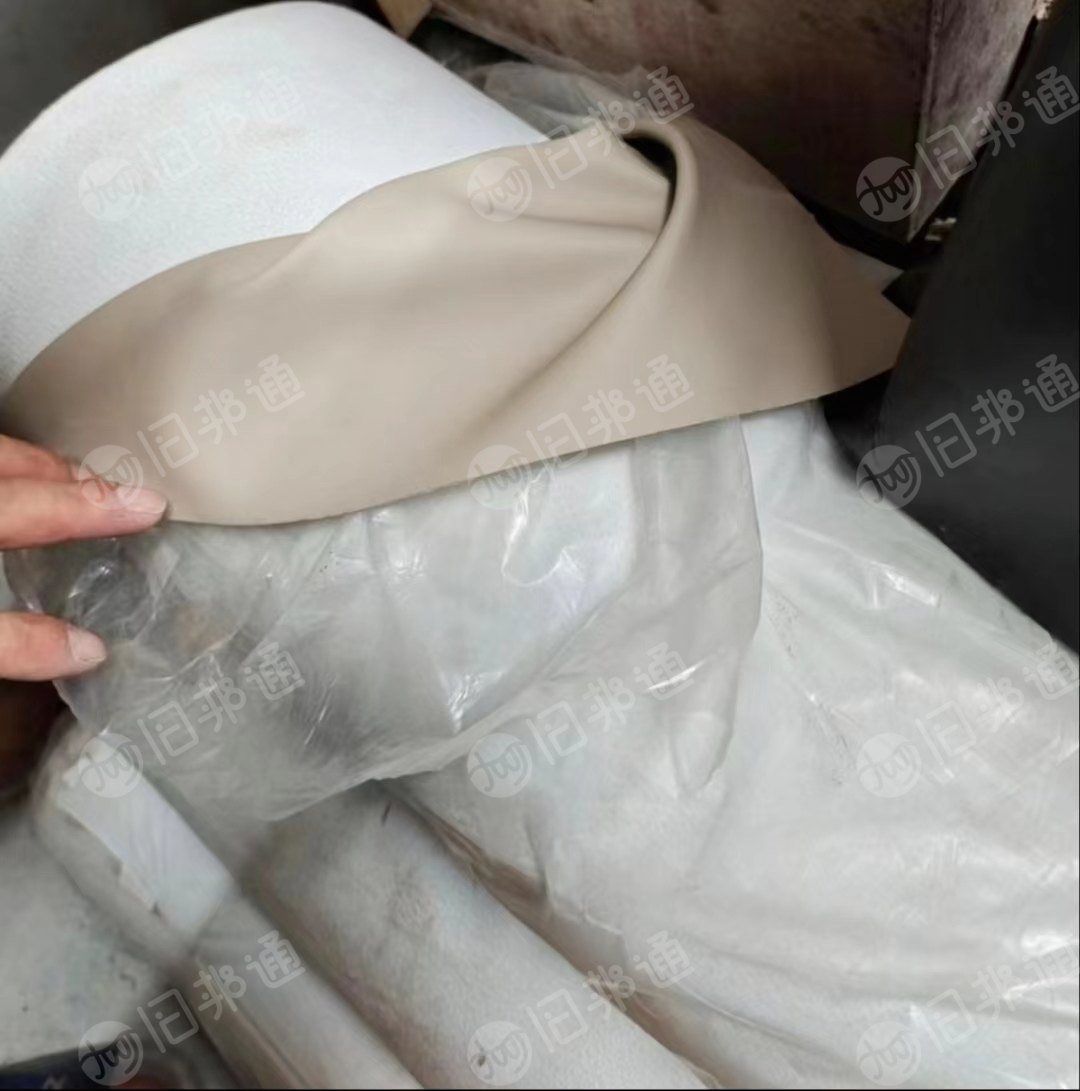 清仓处理素色库存墙布,需要的老板联系!