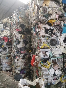 常年出售童车压块