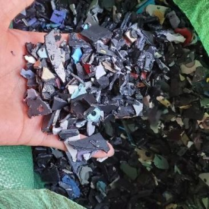 常年出售PS破碎料，透明PS破碎料，家电外壳PS破碎料