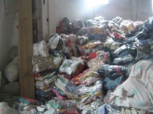 长期出售库存童装