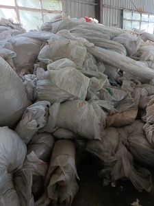 出售高低压PE膜，水洗造粒用