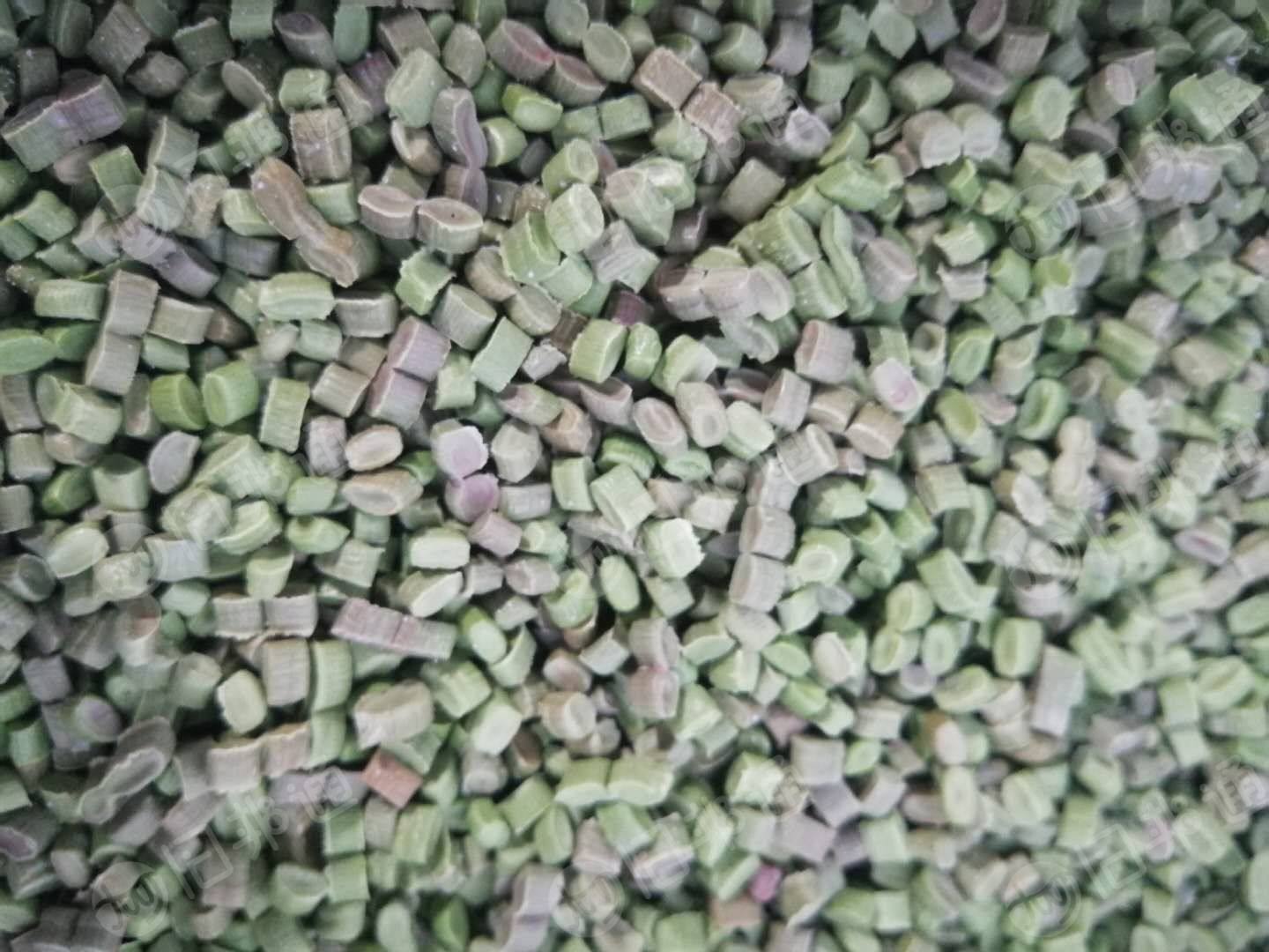 出售高压尼龙颗粒,PE复合颗粒,月供200吨