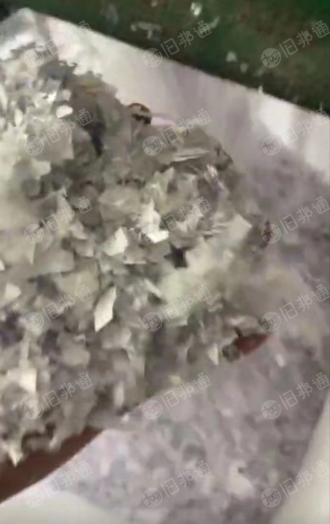 出售中性PVC破碎料,纯白PVC壁纸破碎料