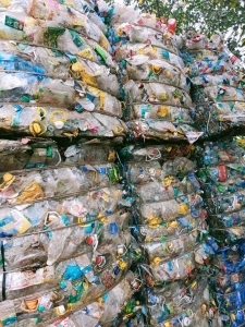 长期出售三色瓶砖