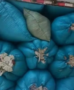 广东出摇粒绒复合边角料，用的上的联系！