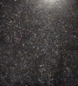 出售杂橡胶破碎料，炼油厂降低成本的料